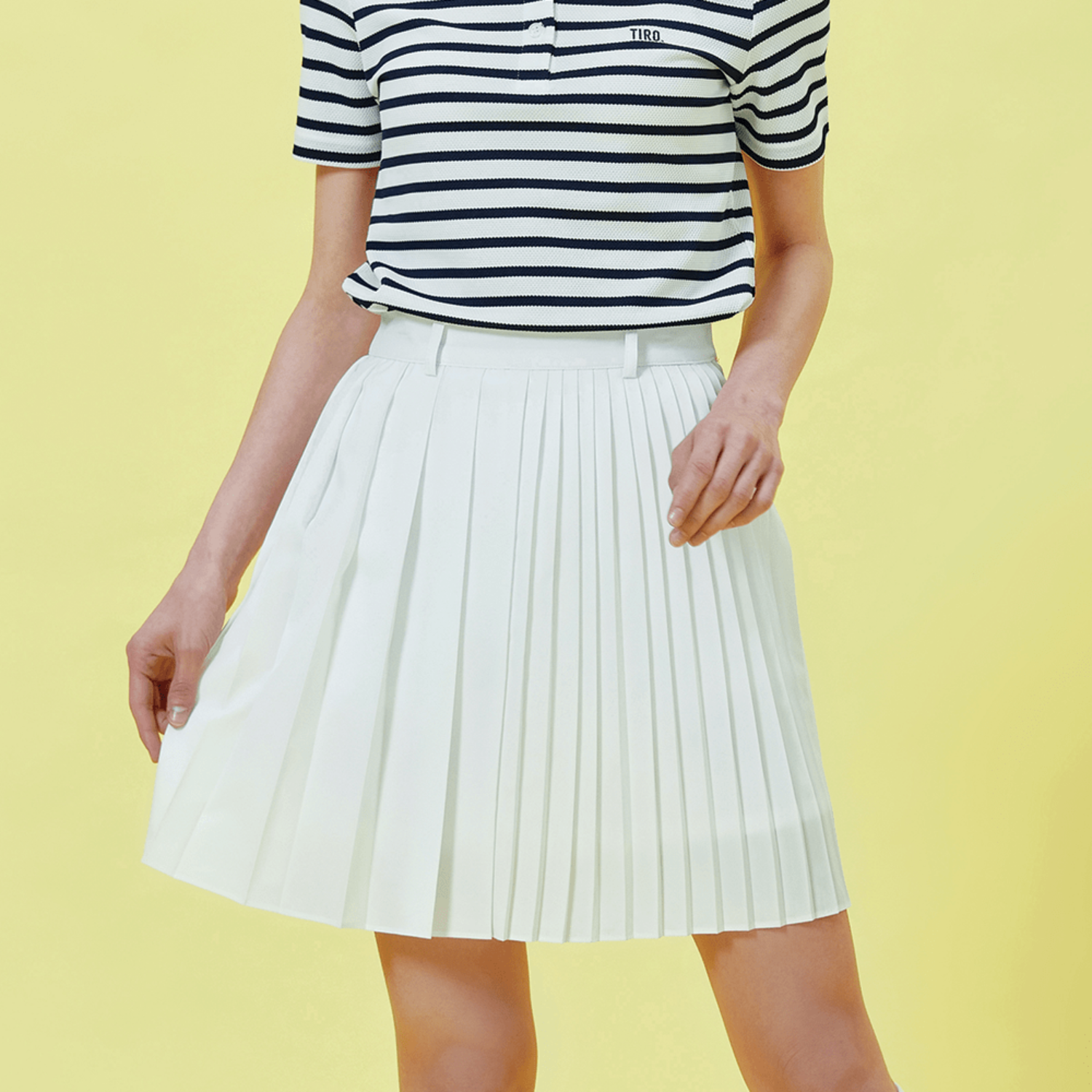 Half &amp; Half Pleats Skirt [White]